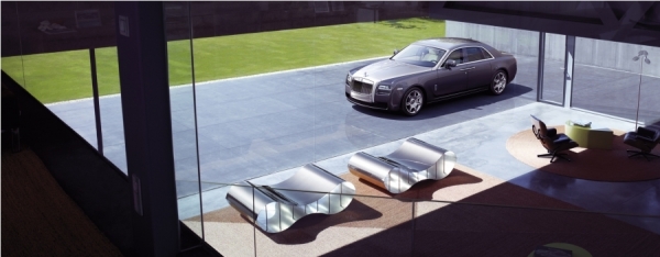 Photograph Mervyn Franklyn Rolls Royce Ghost 2 on One Eyeland